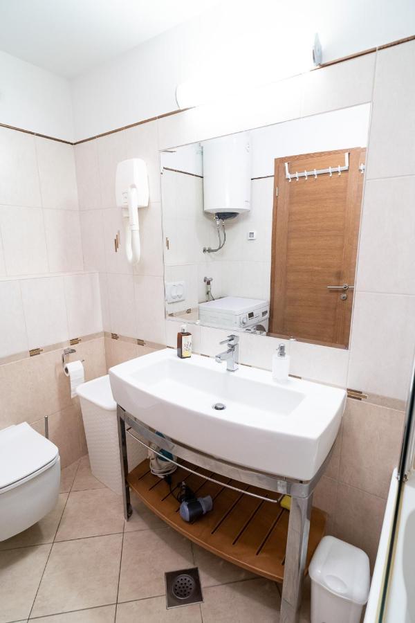 Apartment Kolovare By Belmont Realty Zadar Bagian luar foto