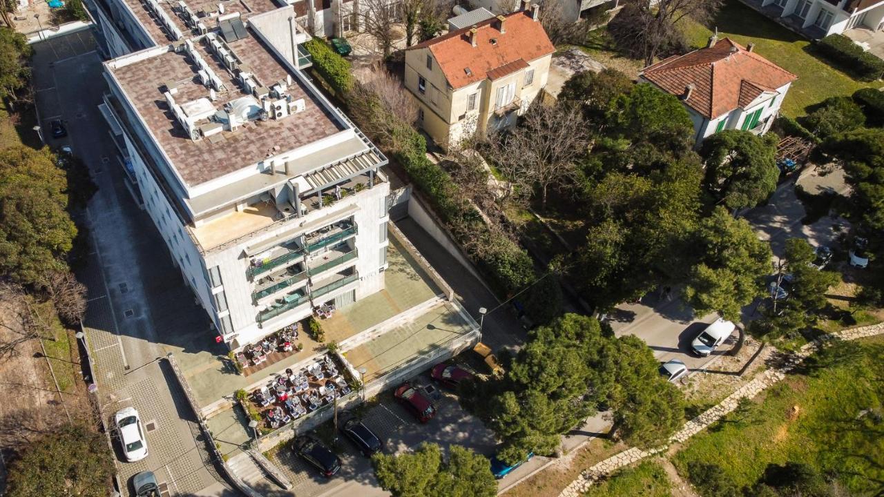 Apartment Kolovare By Belmont Realty Zadar Bagian luar foto